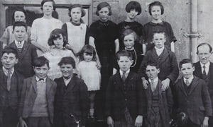 Disgyblion Ysgol Ramadeg Llandysul yn yr 1920au